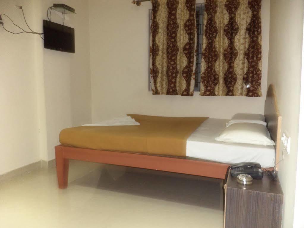 מלון מייזור Blue Moon Residency מראה חיצוני תמונה